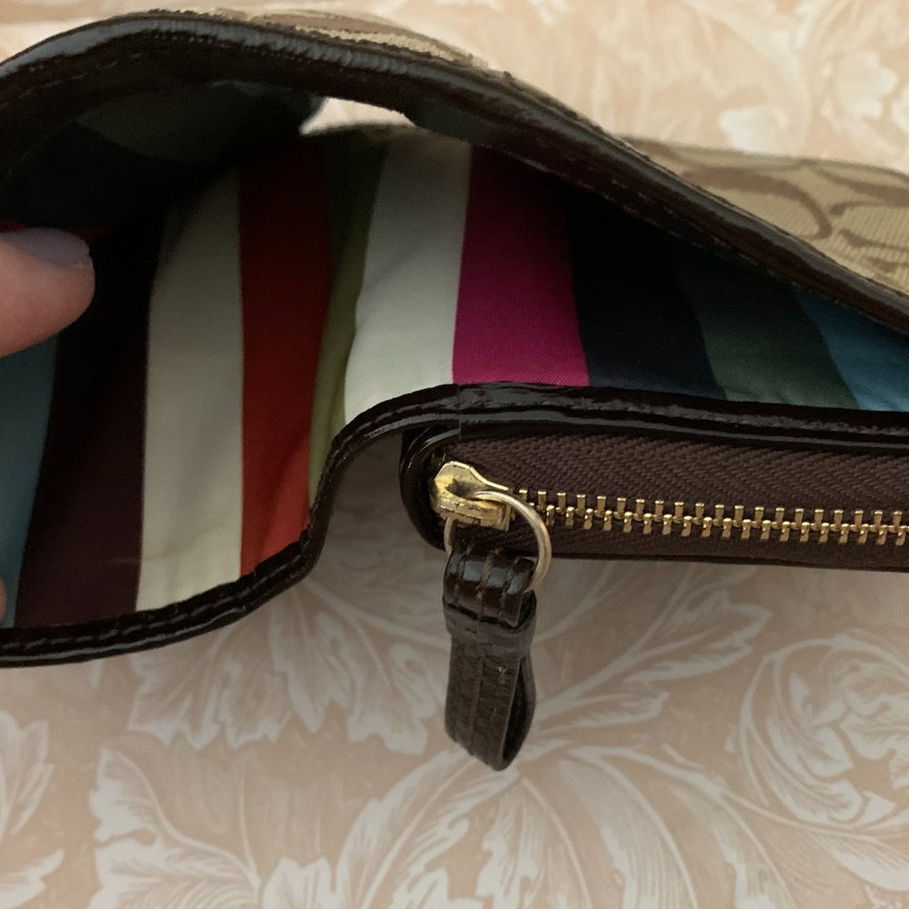 Coach Wallet - Picture 3 of 5